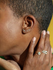 boucle d'oreille en or 18 carats et diamants recyclés