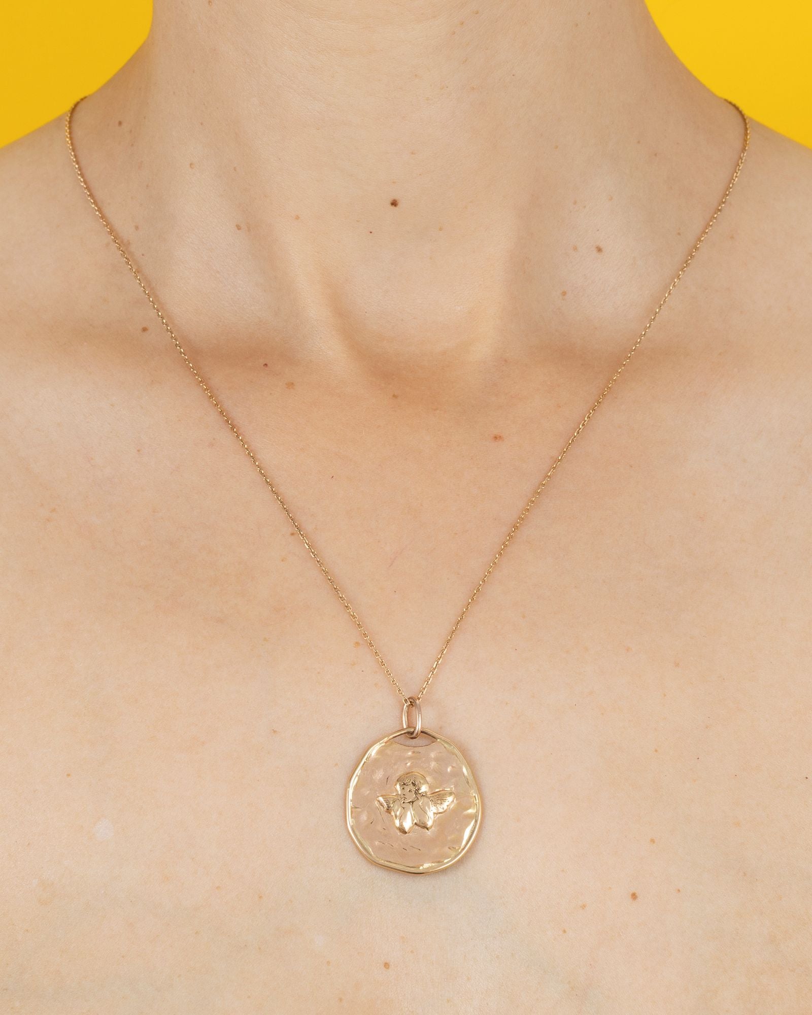 Médaille Angelo - fabriquée avec VOTRE or