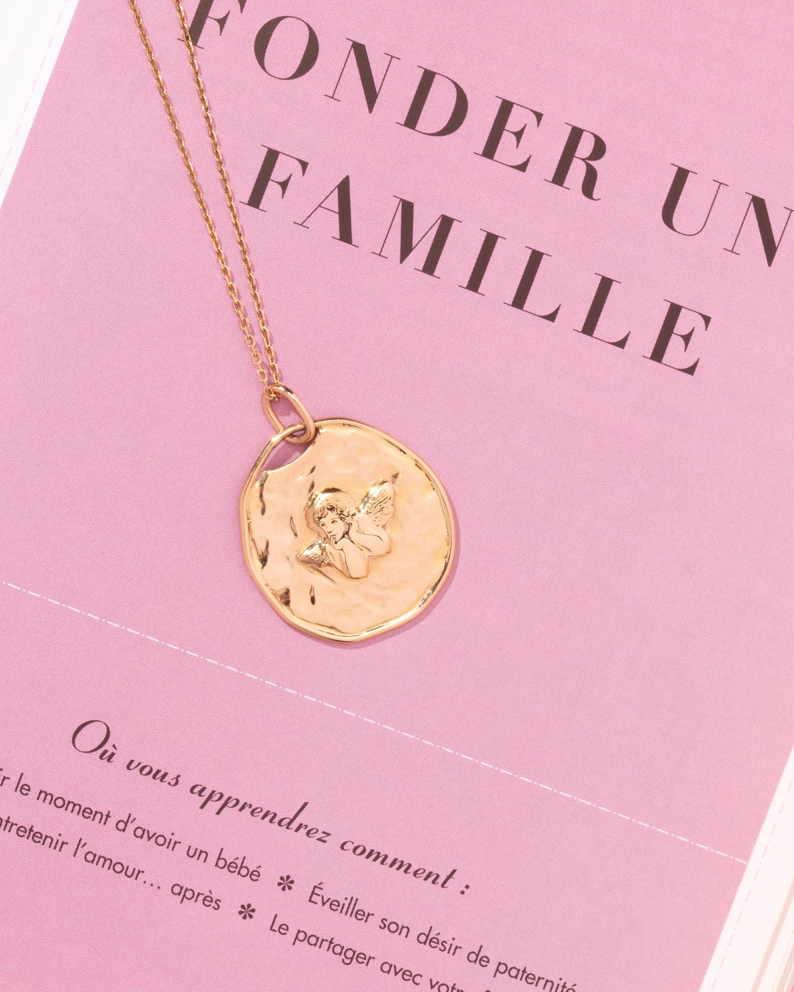 Médaille Angelo - fabriquée avec VOTRE or