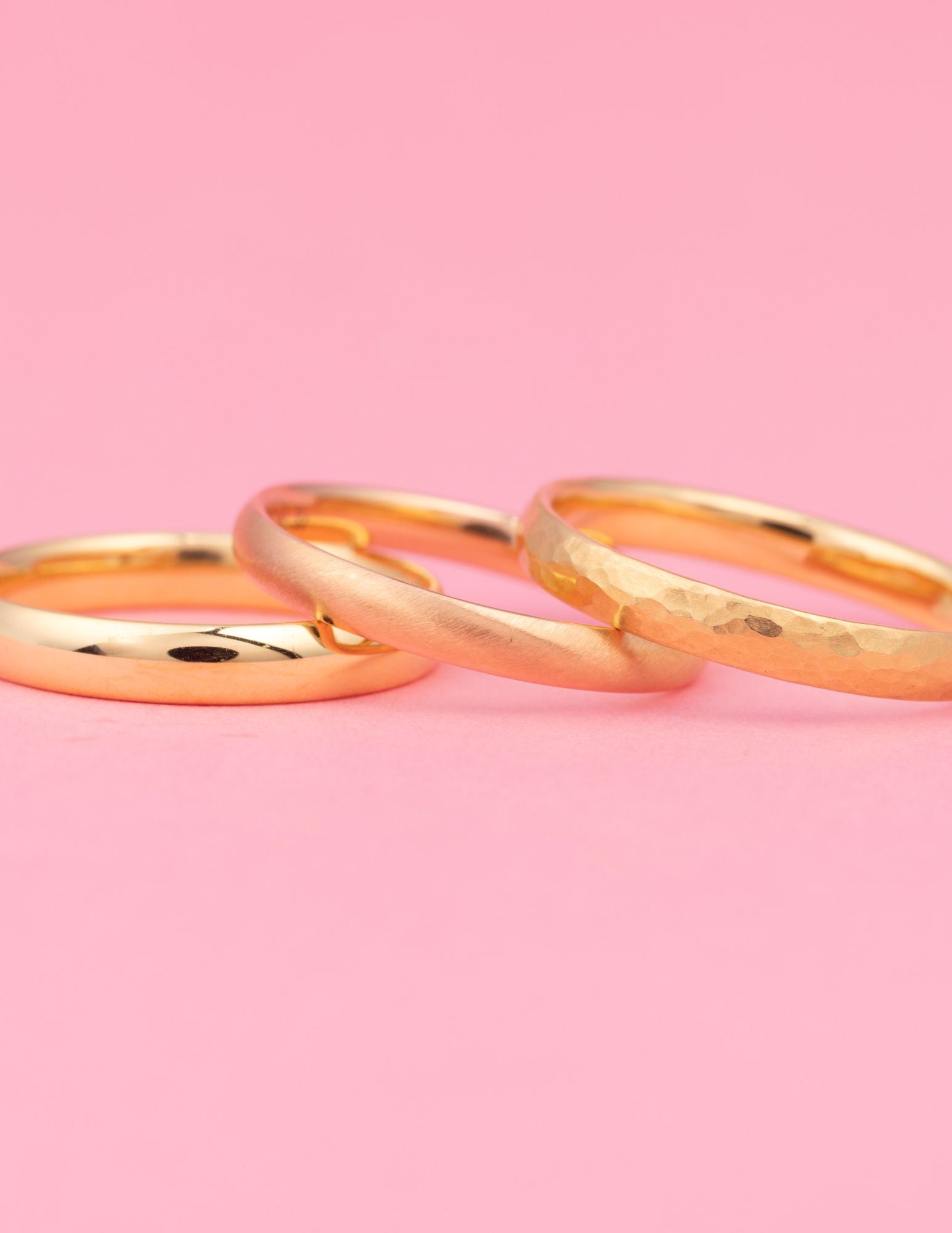 Demi-jonc confort 3mm martelé