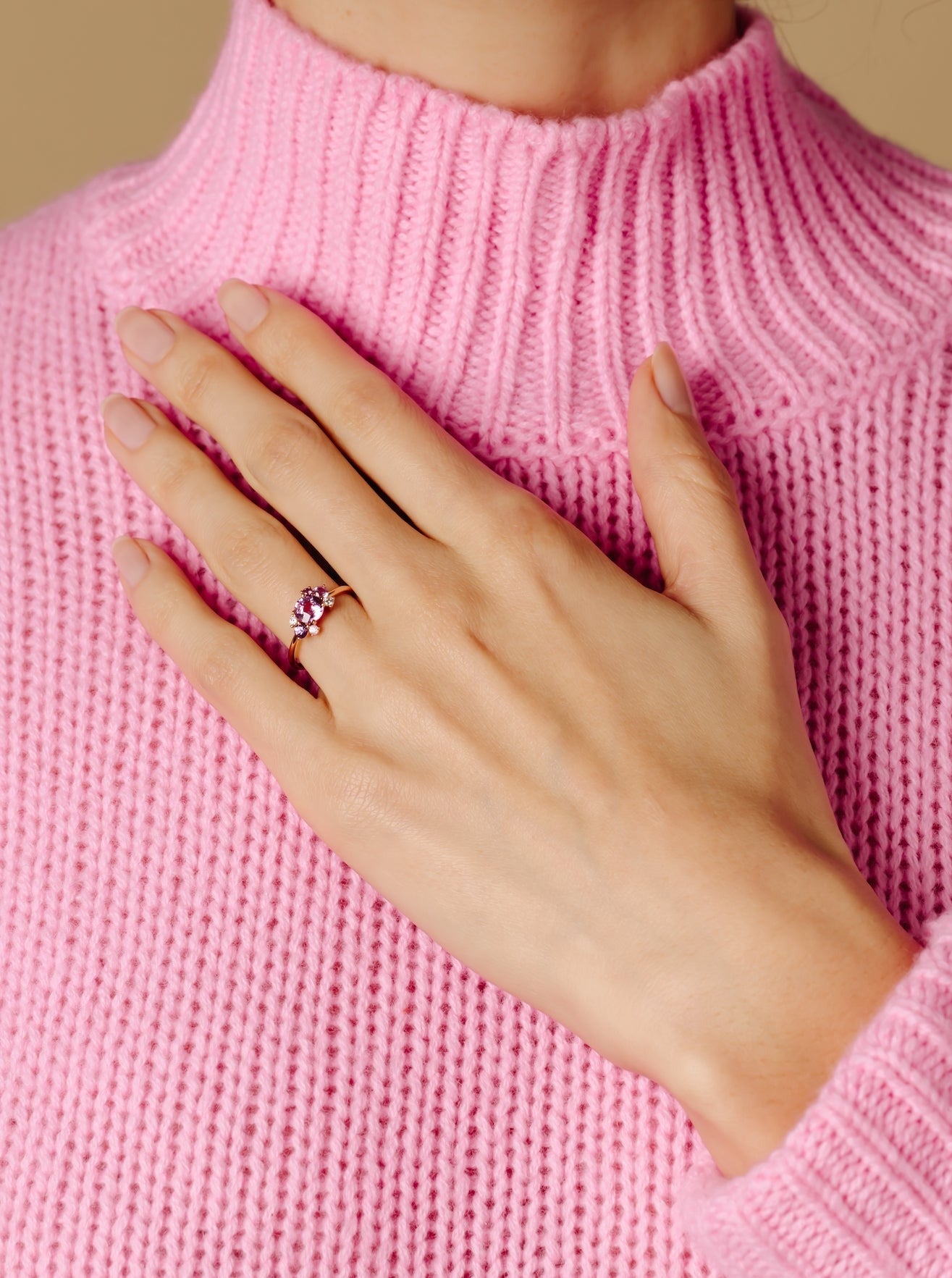 Pink sapphire Maria